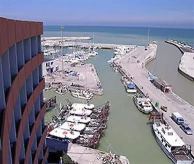 La Vela 3* سينِغاليا