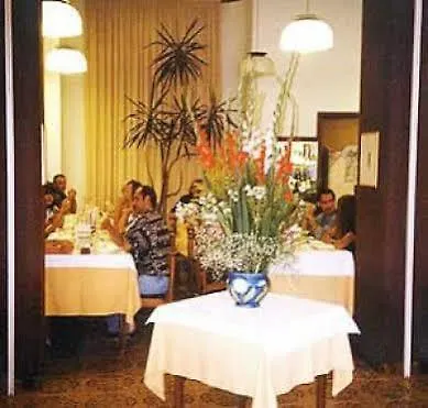 Hotel La Vela